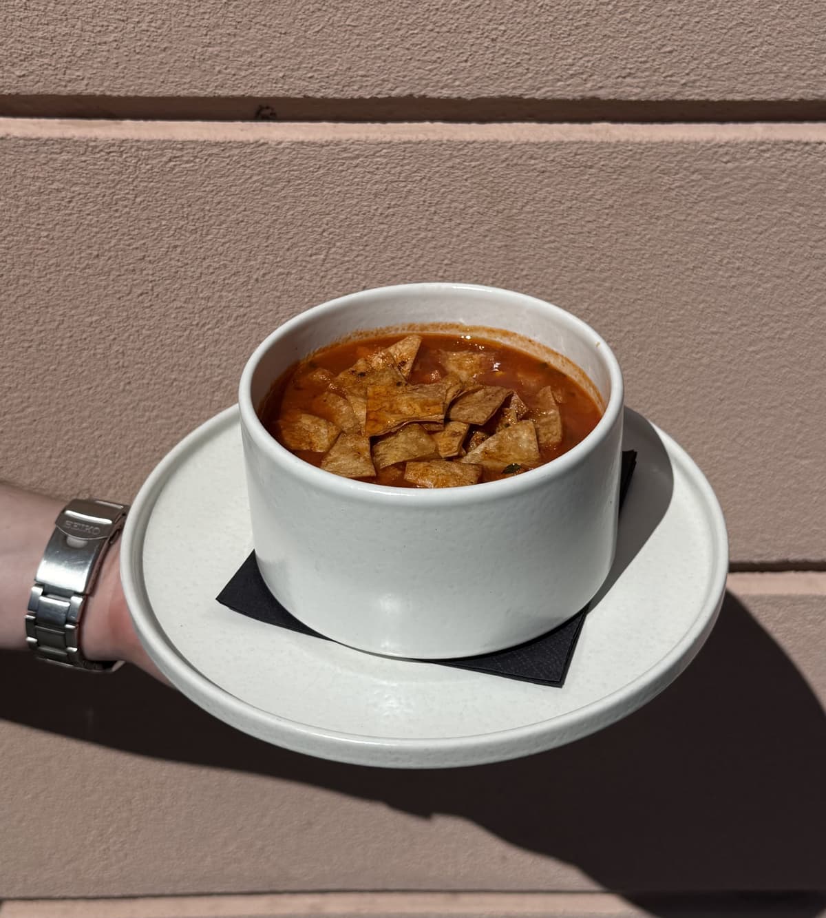 Tex Mex s tortilovým chipsom a chilli olejom